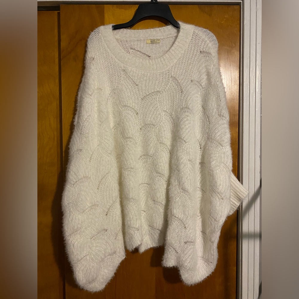 Kori America XL Boutique Knit White Sweater
